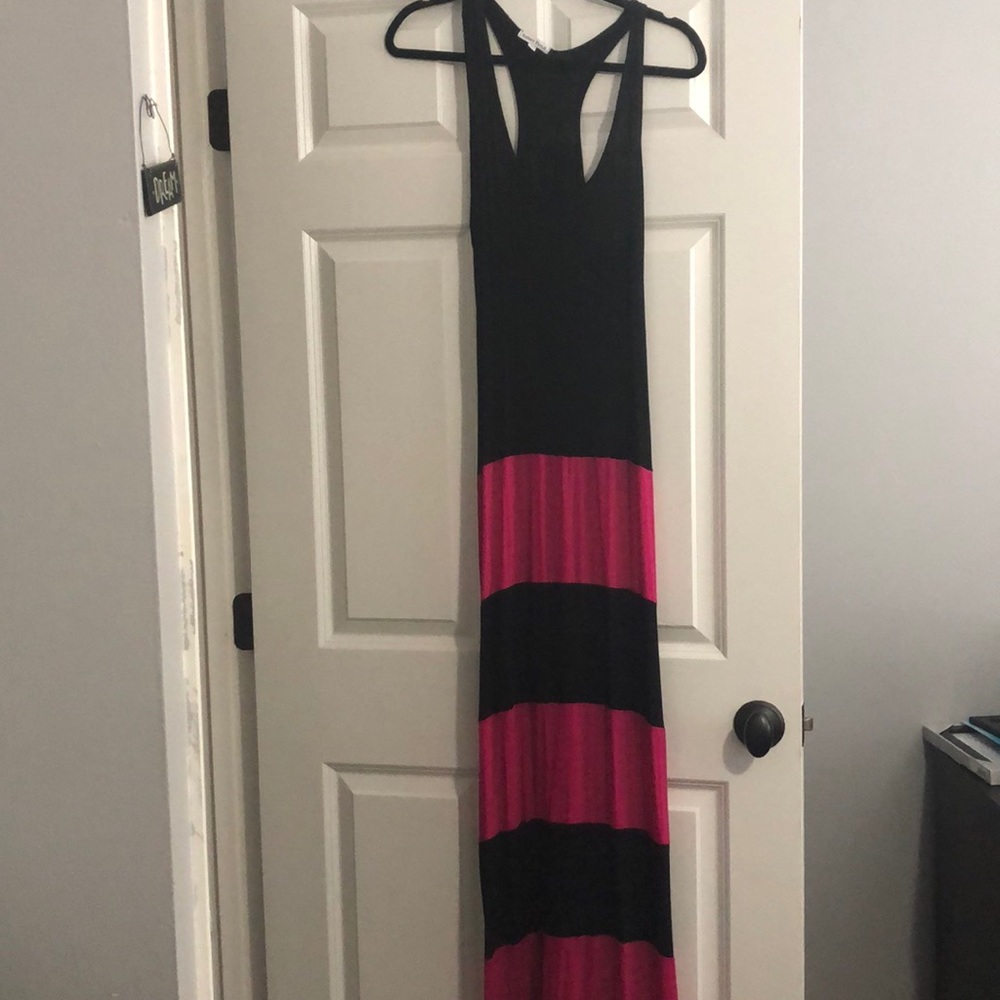 Black and hott pink color block dress